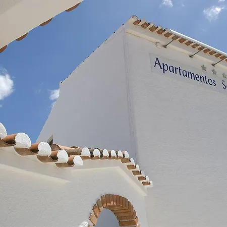 Village Λάγος