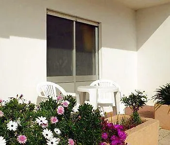 Πανσιόν Village 2*